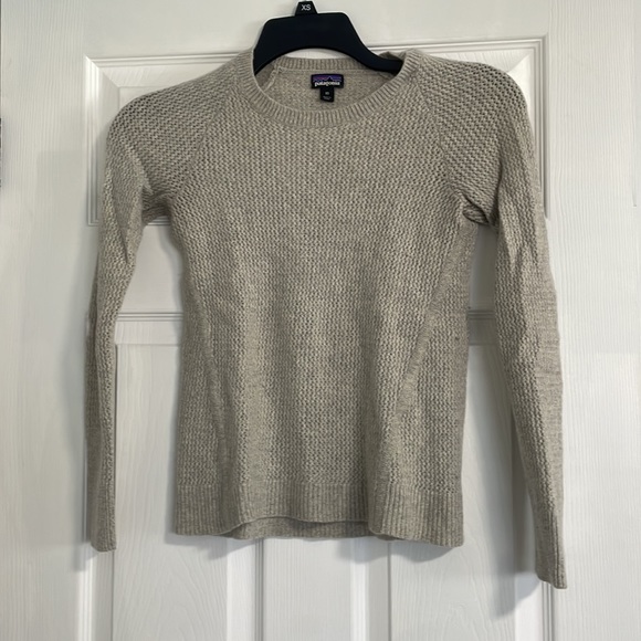 Patagonia Recycled Cashmere Crew Neck Sweater, XS, Birch White - Picture 2 of 4
